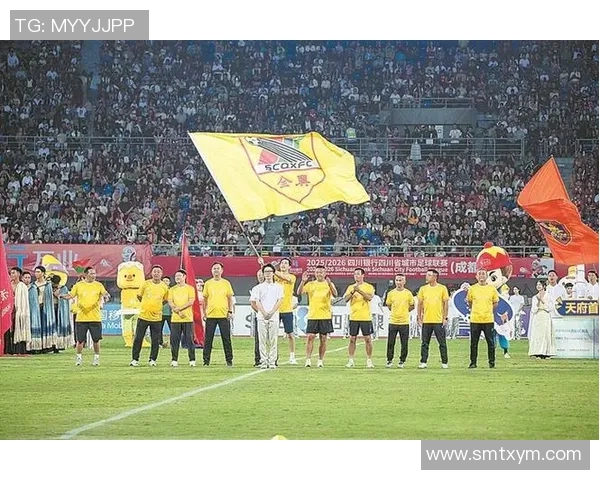 昔日绿茵巨星再聚首共同见证岁月情谊与荣耀瞬间